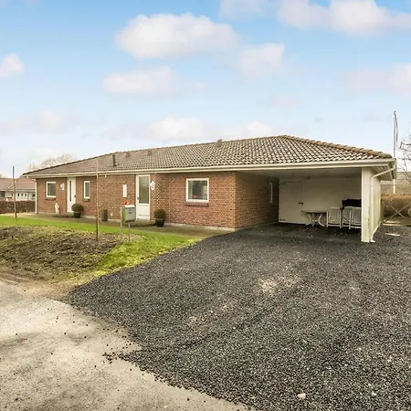 Holiday home Beautiful In With Wifi And 3 Bedrooms *