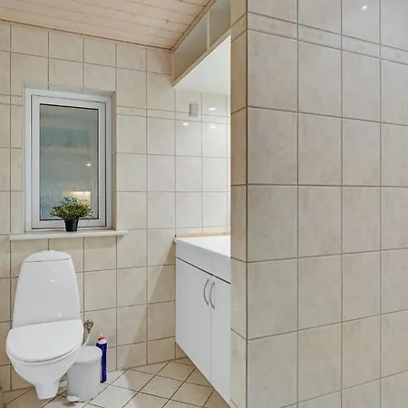 Beautiful In With Wifi And 3 Bedrooms Holiday home Oure